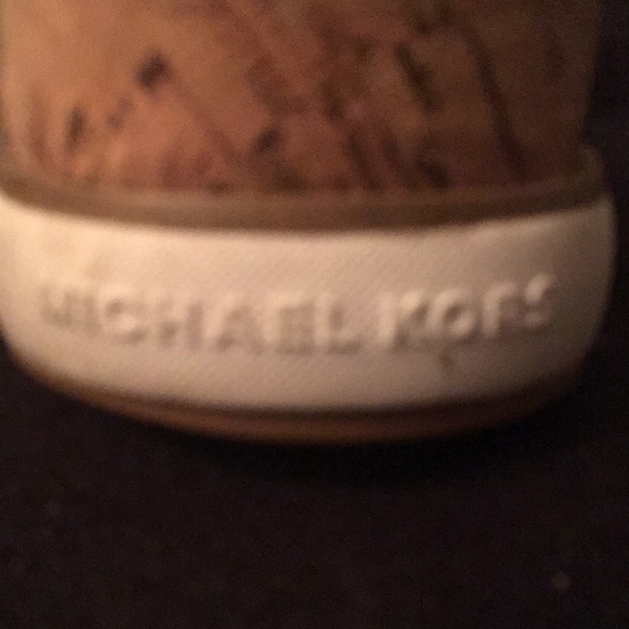 Michael kors shoes - Picture 6 of 7